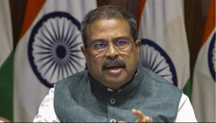 Central Education Minister Dharmendra Khan resigns